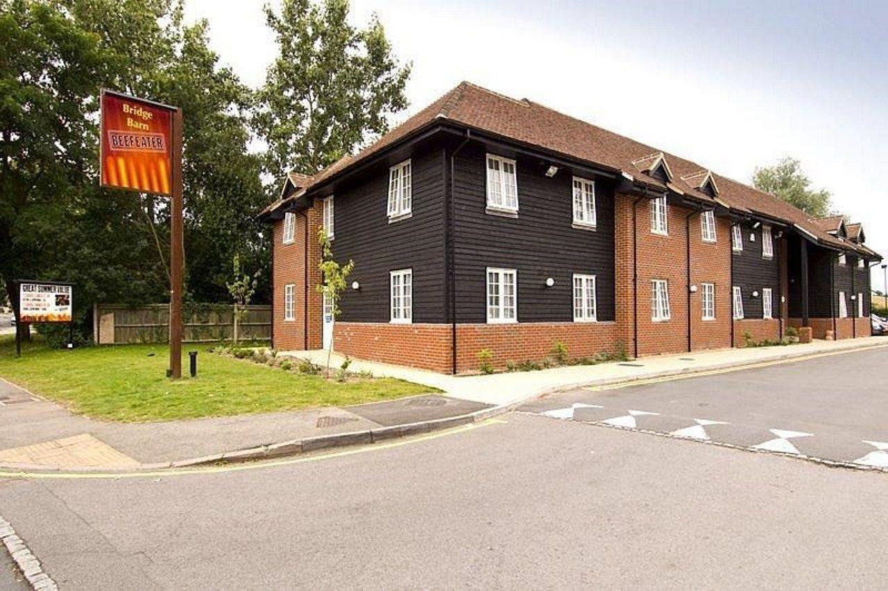 Premier Inn Woking West - A324 外观 照片