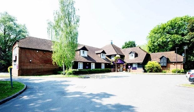 Premier Inn Woking West - A324 外观 照片